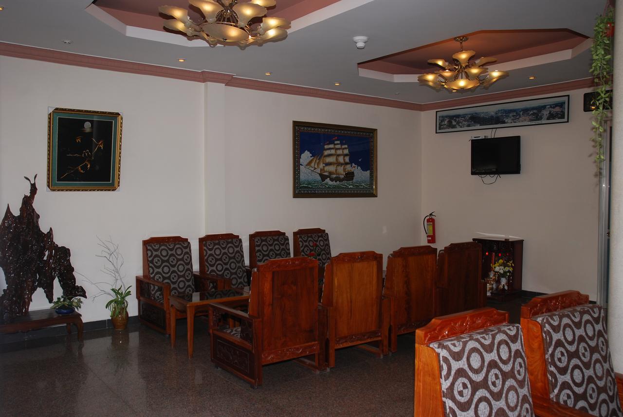 A Dong Hotel Da Lat Buitenkant foto